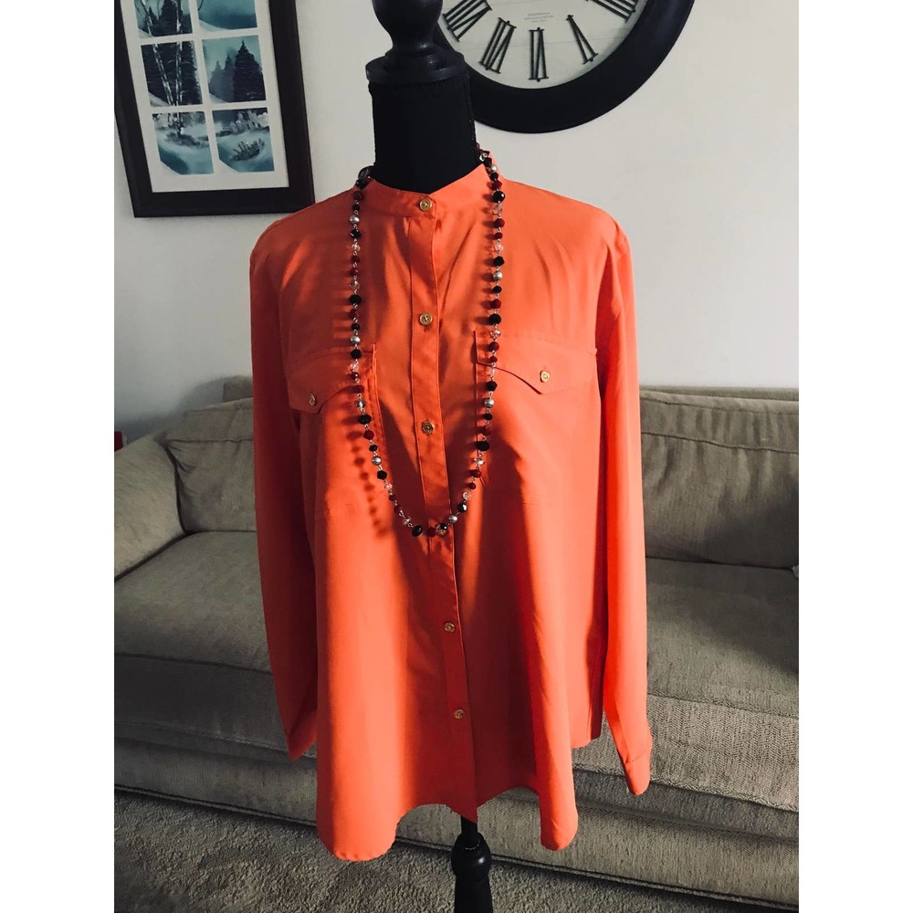 PRE-OWNED CHAPS WOMEN'S LONG SLEEVE CLOSED NECK TOP, Size XL
